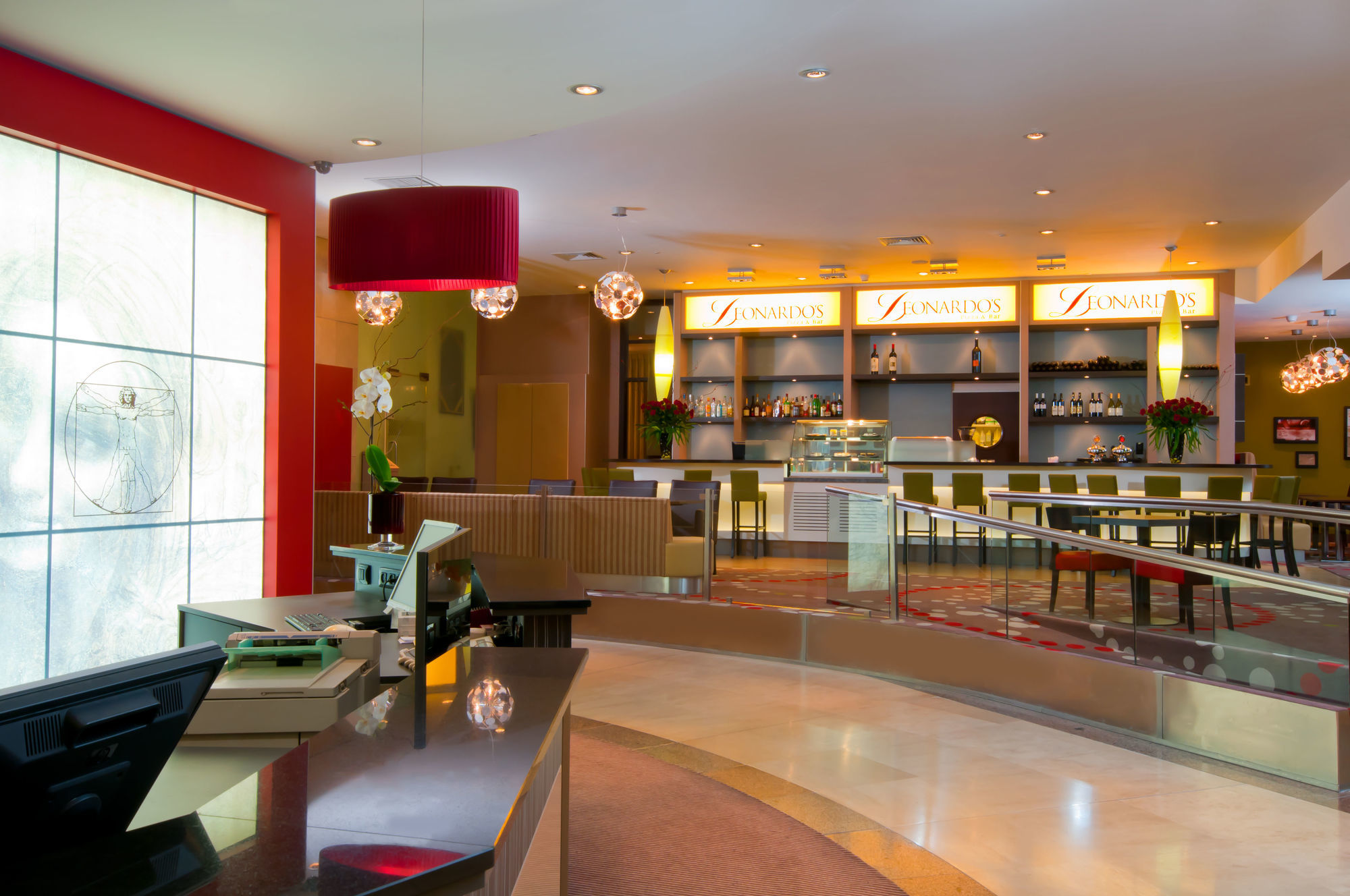 Leonardo City Tower Hotel Tel Aviv Giv'atayim Dış mekan fotoğraf The lobby bar at the hotel