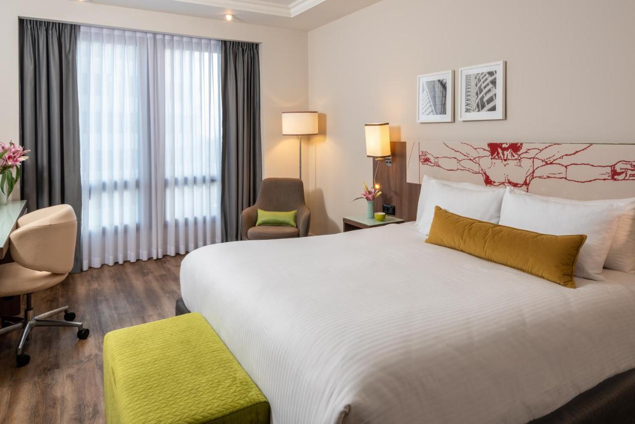 Leonardo City Tower Hotel Tel Aviv Giv'atayim Dış mekan fotoğraf